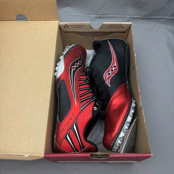Saucony Spitfire Track and Field Track Spikes Men’s 9.5 Women’s 11 Red Black - Picture 10 of 11